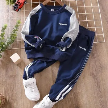 Весенне-осенний комплект для мальчиков 2023 года, новая корейская версия детской осенней спортивной одежды для больших детей, модный повседневный комплект из двух предметов