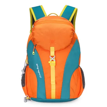 Легкий уличный рюкзак емкостью 25 л с достаточным объемом для путешествий и походов