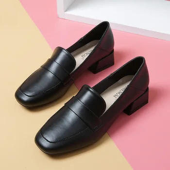 2023 Женская обувь на низком каблуке, фирменный дизайн из искусственной кожи, Мягкая Удобная Черно-бежевая обувь без застежки